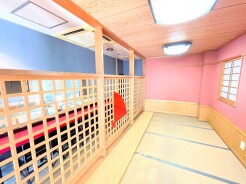 ～和の心、小上がりの畳席～
・小上がりの畳席のご用意もございます。
・大変綺麗にお使いいただいております。