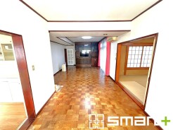 ～余裕の空間が広がるＬＤＫ～
・広々としたＬＤＫはご家族団らんのお時間を余裕の広さで演出してくれます。
・ご内覧の際は家具の配置などもイメージしながらご覧くださいませ。
