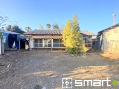 ～和風な外観の邸宅～
・シックな和風の外観のお住まい。心が落ち着く見た目となっております。
・外壁や屋根のリフォームをお考えの方もお気軽にご相談くださいませ。
