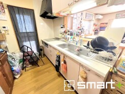 ～水周りのリフォームもお任せください～
・キッチンリフォームの場合、キッチン全体の交換はもちろん、水栓やコンロ、換気扇のみの変更なども人気がございます。
・リフォームもぜひご相談ください。
