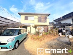 ～綺麗にお使いの外観～
・外観も綺麗にお使いなので、築年数を感じさせない見た目となっております。
・外壁や屋根のリフォームなどをお考えの方もお気軽にご相談くださいませ。
