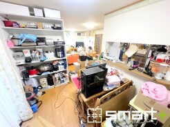 ～ナチュラルな色彩のＬＤＫ～
・自然な風合いの色味で纏められたＬＤＫは家具のコーディネートもしやすくなっております。
・どんなインテリアにするか、考えるだけでも楽しくなりますね。
