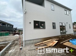 ～ご家族を守る「耐震等級３」～
・住宅性能評価において「耐震等級３」を取得。地震に強い家であることが証明されております。
・倒壊の恐れが低くなりますので、地震保険が半額になるメリットも。
