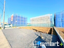 ～ご家族を守る「耐震等級３」～
・住宅性能評価において「耐震等級３」を取得。地震に強い家であることが証明されております。
・倒壊の恐れが低くなりますので、地震保険が半額になるメリットも。
