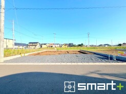 ～新規物件が誕生です～
・皆様お待たせいたしました。ひたちなか市東石川に新規物件が誕生です。
・このエリアでお探しの方は、まずはお気軽にお問い合わせくださいませ。お待ちしております。