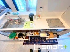 ～ＩＨクッキングヒーター～
・ＩＨは火事のリスク低減に加え、上昇気流が発生しないため換気扇が汚れづらいなどメリット沢山なんです。
・詳細は担当までお問合せ下さいませ。
