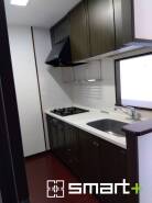 ～使い勝手の良いシステムキッチン～
・料理がしやすい設計のキッチンでお料理もはかどりますね。
・もちろんキッチン下部は収納になっておりますので、フライパンなども収納可能です。
