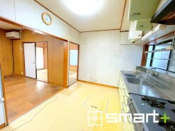 ～水周りのリフォームもお任せください～
・キッチンリフォームの場合、キッチン全体の交換はもちろん、水栓やコンロ、換気扇のみの変更なども人気がございます。
・リフォームもぜひご相談ください。
