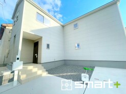 ～新規物件が誕生です～
・皆様お待たせいたしました。いわき市平下平窪に新規物件が誕生いたしました。
・このエリアでお探しの方は、まずはお気軽にお問い合わせくださいませ。お待ちしております。
（２号棟）