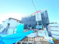 ～ご家族を守る「耐震等級３」～
・住宅性能評価において「耐震等級３」を取得。地震に強い家であることが証明されております。
・倒壊の恐れが低くなりますので、地震保険が半額になるメリットも。
