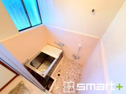 ～１日の疲れを癒す浴室～
・ユニットバスの交換もお気軽にご相談くださいませ。
・丸ごとでなくてもシャワーヘッドのみの交換などもお勧めしております。
