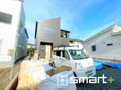 ～完成物件もご案内可能～
・ご案内時には実際の立地に加え、同メーカー・同仕様の完成物件もご案内可能です。
・ぜひ現地と建物をご覧いただき、具体的にイメージしてみてくださいませ。
