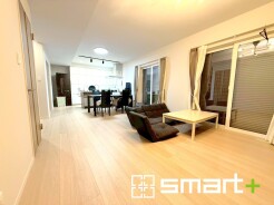 ～ナチュラルな色彩のＬＤＫ～
・自然な風合いの色味で纏められたＬＤＫは家具のコーディネートもしやすくなっております。
・どんなインテリアにするか、考えるだけでも楽しくなりますね。
