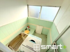 ～１日の疲れを癒す浴室～
・ユニットバスの交換もお気軽にご相談くださいませ。
・丸ごとでなくてもシャワーヘッドのみの交換などもお勧めしております。
