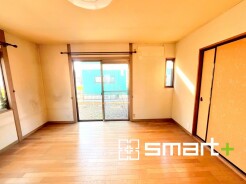 陽当たり良好で明るいお部屋です。