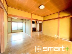 ～余裕の空間が広がるＬＤＫ～
・22.5帖あるＬＤＫはご家族団らんのお時間を余裕の広さで演出してくれます。
・ご内覧の際は家具の配置などもイメージしながらご覧くださいませ。
