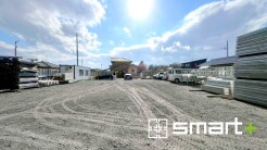 ・舗装済
・雨天時も使いやすい環境
・整地済みで即活用OK