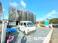 ～ご家族を守る「耐震等級３」～
・住宅性能評価において「耐震等級３」を取得。地震に強い家であることが証明されております。
・倒壊の恐れが低くなりますので、地震保険が半額になるメリットも。
