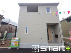 ～優しい印象の外観～
・環境にも馴染みやすく汚れもあまり目立たない淡い色味の外観は、落ち着いた雰囲気を醸し出してくれますね。
・ナチュラルな色調が優しい印象を与えてくれます。
