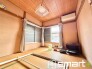 ～２面採光の明るいお部屋～
・和室は２面採光とする事で穏やかな陽の入る明るい空間となっております。
・くつろぎのプライベート時間を明るい空間で穏やかにお過ごしいただけます。
