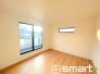 ～２面採光の明るいお部屋～
・洋室は２面採光とする事で穏やかな陽の入る明るい空間となっております。
・くつろぎのプライベート時間を明るい空間で穏やかにお過ごしいただけます。
