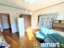 ～２面採光の明るいお部屋～
・洋室は２面採光とする事で穏やかな陽の入る明るい空間となっております。
・くつろぎのプライベート時間を明るい空間で穏やかにお過ごしいただけます。
