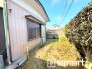 ～お庭もある余裕の敷地～
・広々した敷地にはお庭もご用意。お庭があるだけで余裕を感じますね。
・防草シートや人工芝の敷設などのオプションもお気軽にご相談くださいませ。
