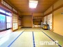 ～収納豊富な洋室～
・各居室に備え付けの収納をご用意。
・収納の広さなどぜひ現地でご確認くださいませ。
