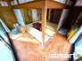 ～２面採光の明るいお部屋～
・和室は２面採光とする事で穏やかな陽の入る明るい空間となっております。
・くつろぎのプライベート時間を明るい空間で穏やかにお過ごしいただけます。
