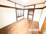 ～２面採光の明るいお部屋～
・洋室は２面採光とする事で穏やかな陽の入る明るい空間となっております。
・くつろぎのプライベート時間を明るい空間で穏やかにお過ごしいただけます。

