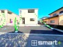～お庭もある余裕の敷地～
・広々した敷地にはお庭もご用意。お庭があるだけで余裕を感じますね。
・防草シートや人工芝の敷設などのオプションもお気軽にご相談くださいませ。
（2号棟）