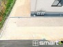～お庭もある余裕の敷地～
・広々した敷地にはお庭もご用意。お庭があるだけで余裕を感じますね。
・防草シートや人工芝の敷設などのオプションもお気軽にご相談くださいませ。
(１号棟)