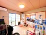 ～２面採光の明るいお部屋～
・和室は２面採光とする事で穏やかな陽の入る明るい空間となっております。
・くつろぎのプライベート時間を明るい空間で穏やかにお過ごしいただけます。
