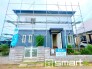 ～閑静な住宅街の立地～
・周辺は閑静な住宅街となっておりますので、静かな暮らしをご実現いただけます。
・前面道路の交通量も多くないので、小さなお子様がいるご家庭でもご安心ですね。
