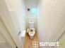 ～２階にもトイレ～
・家族が同時にトイレを利用でき、混雑を避けられます。
・男女で使い分けたり、来客時にもトイレを分けて使用できるため、気を使わずに済みますね。