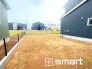 ～広々したお庭のある邸宅～
・余裕の敷地には広いお庭もご用意。
・ガーデニングや安らぎの空間として、倉庫を置いたりと様々な活用が可能です。
・人工芝の敷設などもお気軽にご相談くださいませ。
