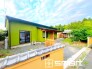～閑静な住宅街の立地～
・周辺は閑静な住宅街となっておりますので、静かな暮らしをご実現いただけます。
・前面道路の交通量も多くないので、小さなお子様がいるご家庭でもご安心ですね。
