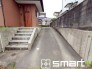 ～駐車場は３台分ご用意～
・駐車場は３台分ございますので、車通勤の方や複数台お持ちの方にもお勧めのお住まいです。
・カーポートなどのオプションもお気軽にご相談くださいませ。

