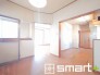 ～穏やかな陽の入るＬＤＫ～
・大きな窓のあるＬＤＫは陽当りも良好で明るい空間となっております。
・ご家族団らんなど過ごす時間の多いＬＤＫが明るいのは嬉しいポイントですね。
