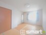 ～２面採光の明るいお部屋～
・洋室は２面採光とする事で穏やかな陽の入る明るい空間となっております。
・くつろぎのプライベート時間を明るい空間で穏やかにお過ごしいただけます。
