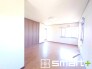 ～２面採光の明るいお部屋～
・洋室は２面採光とする事で穏やかな陽の入る明るい空間となっております。
・くつろぎのプライベート時間を明るい空間で穏やかにお過ごしいただけます。
