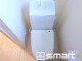 ～やはり便利なタンク式トイレ～
・最近はタンクレストイレもございますが、タンク式の場合は停電時もお水を流すことが可能。
・故障時なども比較的費用が安くなるなど、メリットが多くなります。
