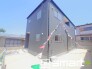 ～お庭もある余裕の敷地～
・広々した敷地にはお庭もご用意。お庭があるだけで余裕を感じますね。
・防草シートや人工芝の敷設などのオプションもお気軽にご相談くださいませ。
