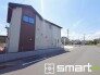 ～閑静な住宅街の立地～
・周辺は閑静な住宅街となっておりますので、静かな暮らしをご実現いただけます。
・前面道路の交通量も多くないので、小さなお子様がいるご家庭でもご安心ですね。
