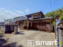 ～閑静な住宅街の立地～
・周辺は閑静な住宅街となっておりますので、静かな暮らしをご実現いただけます。
・前面道路の交通量も多くないので、小さなお子様がいるご家庭でもご安心ですね。
