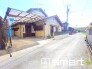 ～閑静な住宅街の立地～
・周辺は閑静な住宅街となっておりますので、静かな暮らしをご実現いただけます。
・前面道路の交通量も多くないので、小さなお子様がいるご家庭でもご安心ですね。
