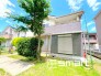 ～お問い合わせ多数が予想される注目物件～
・閑静な住宅街に佇む、ゆとりある戸建住宅です。
・お庭と駐車スペースを備えた使い勝手の良い住まい。ぜひお早めにお問い合わせください。