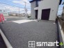 ～広々したお庭のある邸宅～
・余裕の敷地には広いお庭もご用意。
・ガーデニングや安らぎの空間として、倉庫を置いたりと様々な活用が可能です。
・人工芝の敷設などもお気軽にご相談くださいませ。
