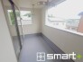 ～屋根付きのバルコニー～
・バルコニーは屋根付きなので急な雨でも安心です。
・奥行きもあるので洗濯物が干しやすいのも嬉しいポイントですね。
