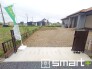 ～広々したお庭のある邸宅～
・余裕の敷地には広いお庭もご用意。
・ガーデニングや安らぎの空間として、倉庫を置いたりと様々な活用が可能です。
・人工芝の敷設などもお気軽にご相談くださいませ。
